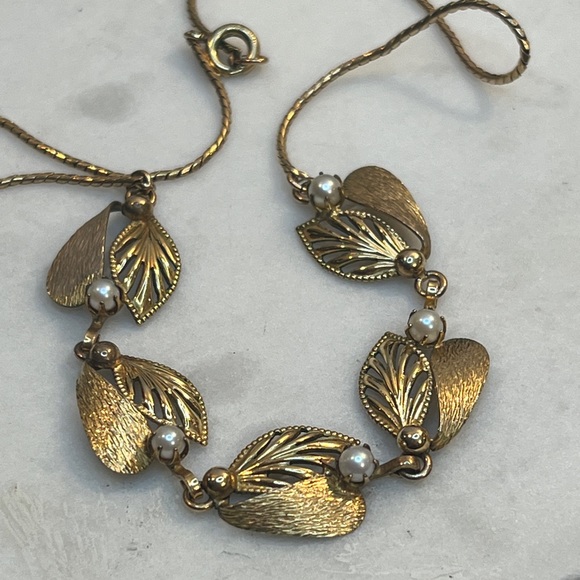 Vintage Art Deco 12k Gold Filled Leaves Pearl 18" Necklace - 16” - Picture 2 of 3